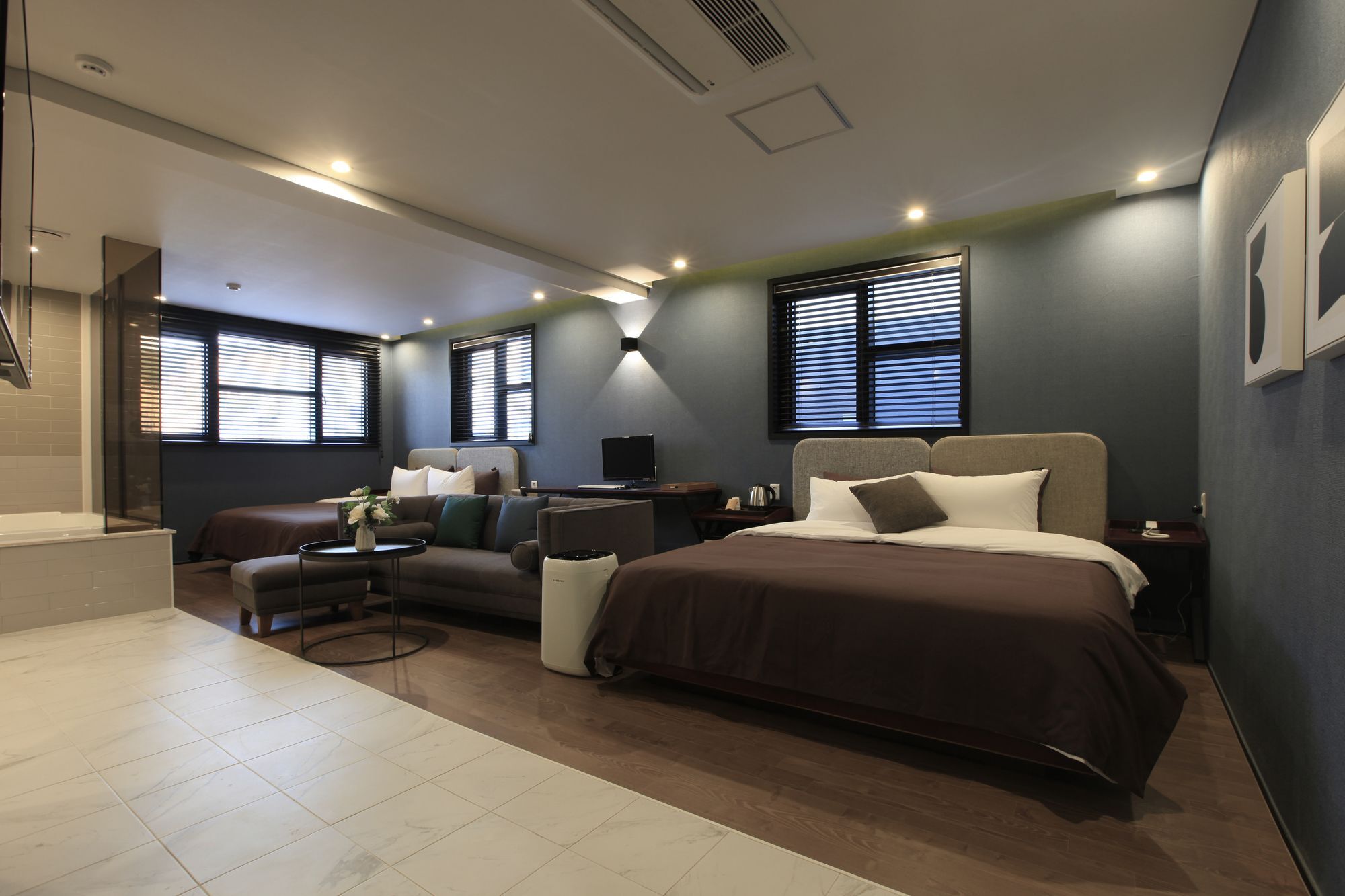 Brown Dot Hotel Yangjeong Busan Esterno foto