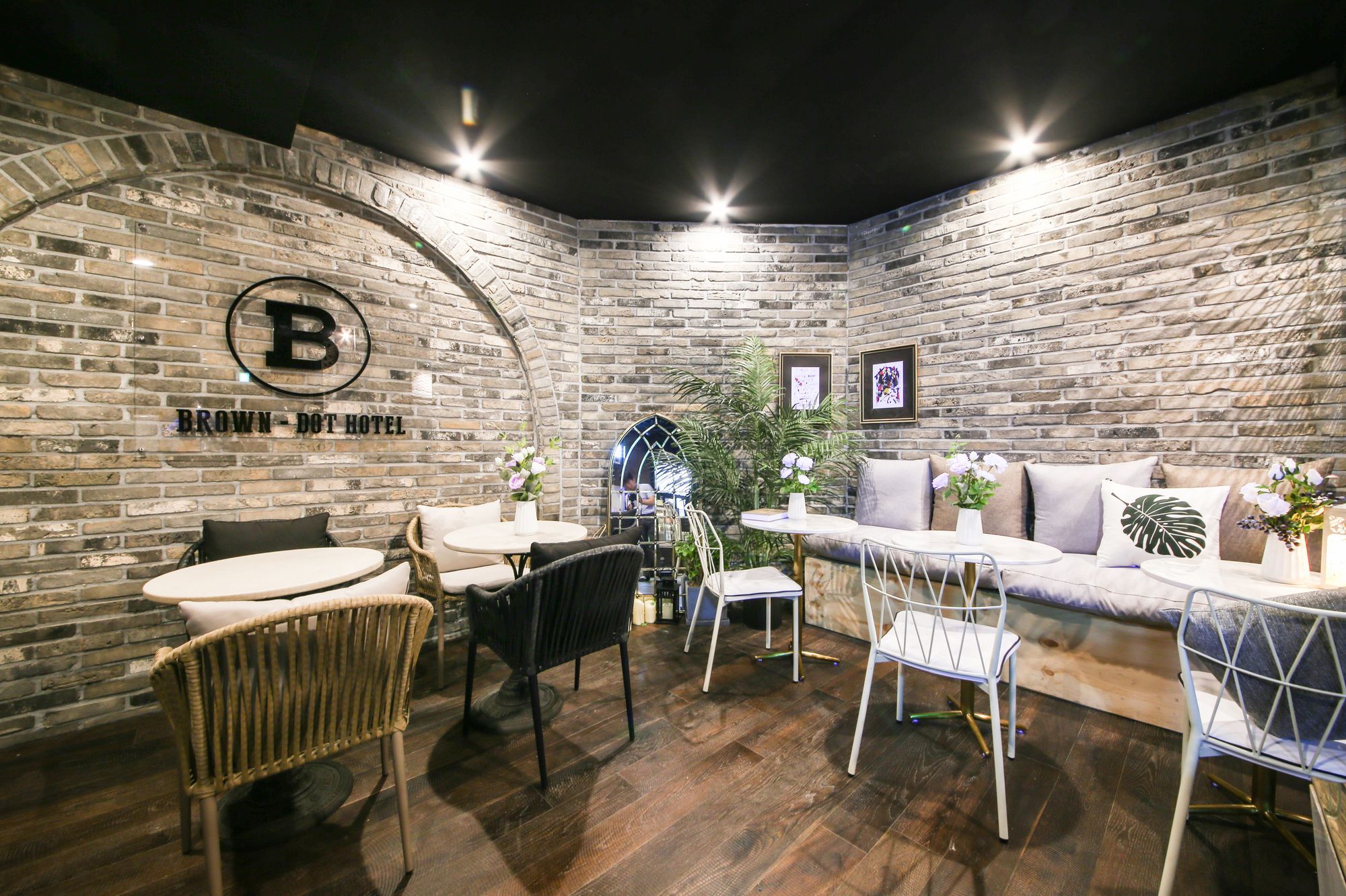 Brown Dot Hotel Yangjeong Busan Esterno foto