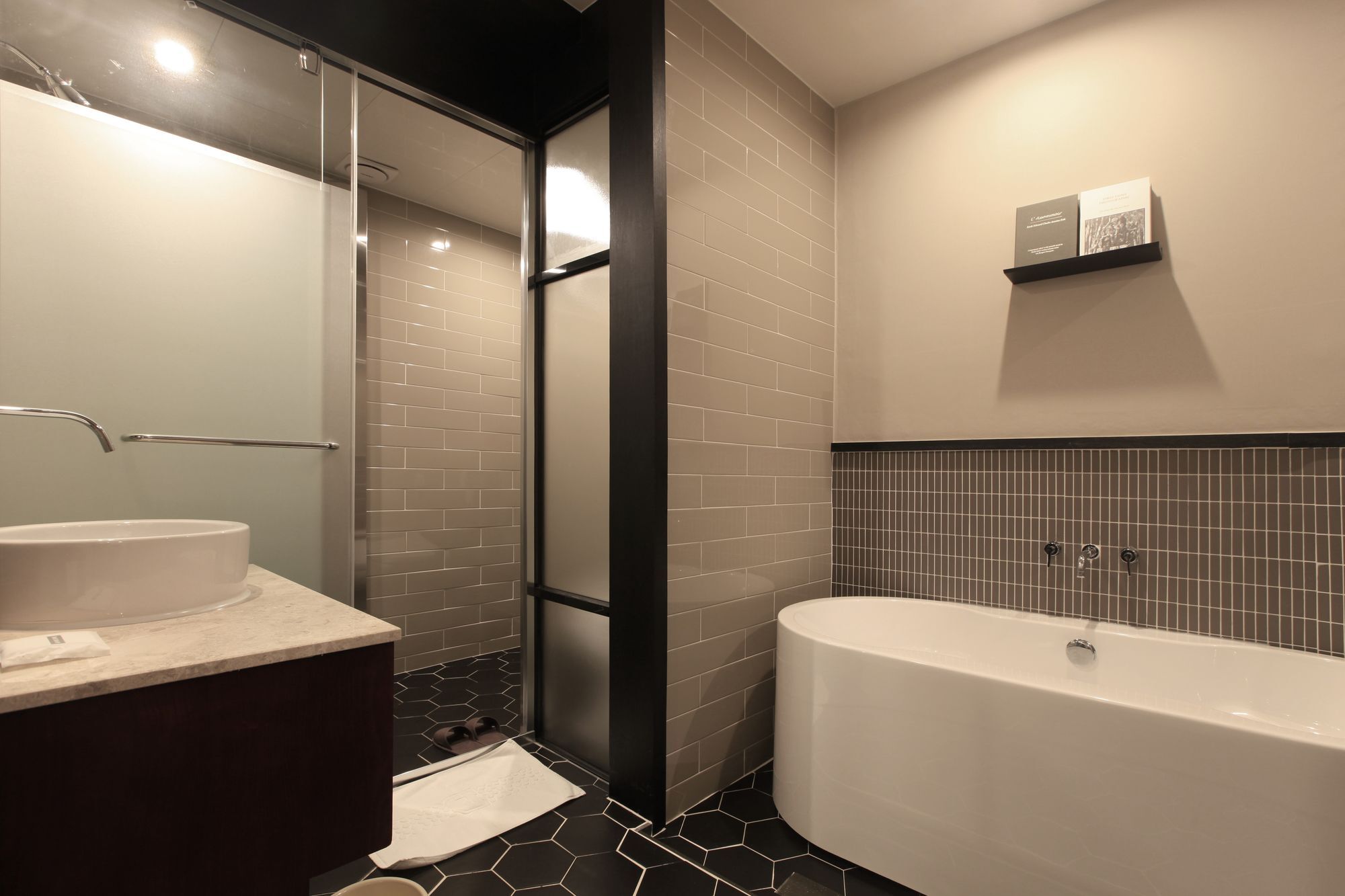 Brown Dot Hotel Yangjeong Busan Esterno foto
