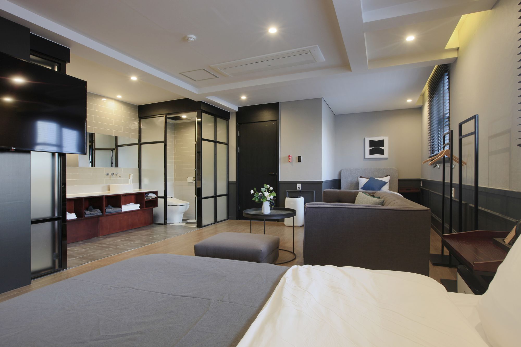 Brown Dot Hotel Yangjeong Busan Esterno foto