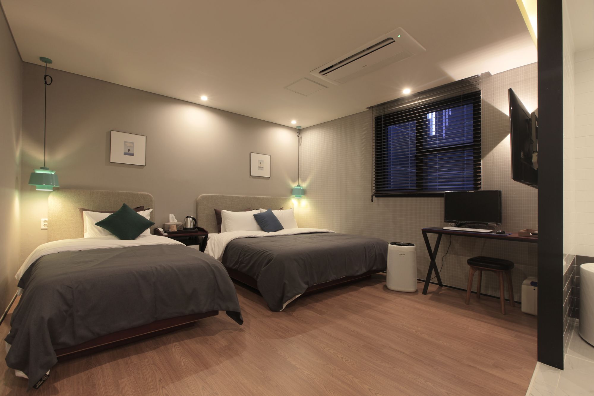 Brown Dot Hotel Yangjeong Busan Esterno foto