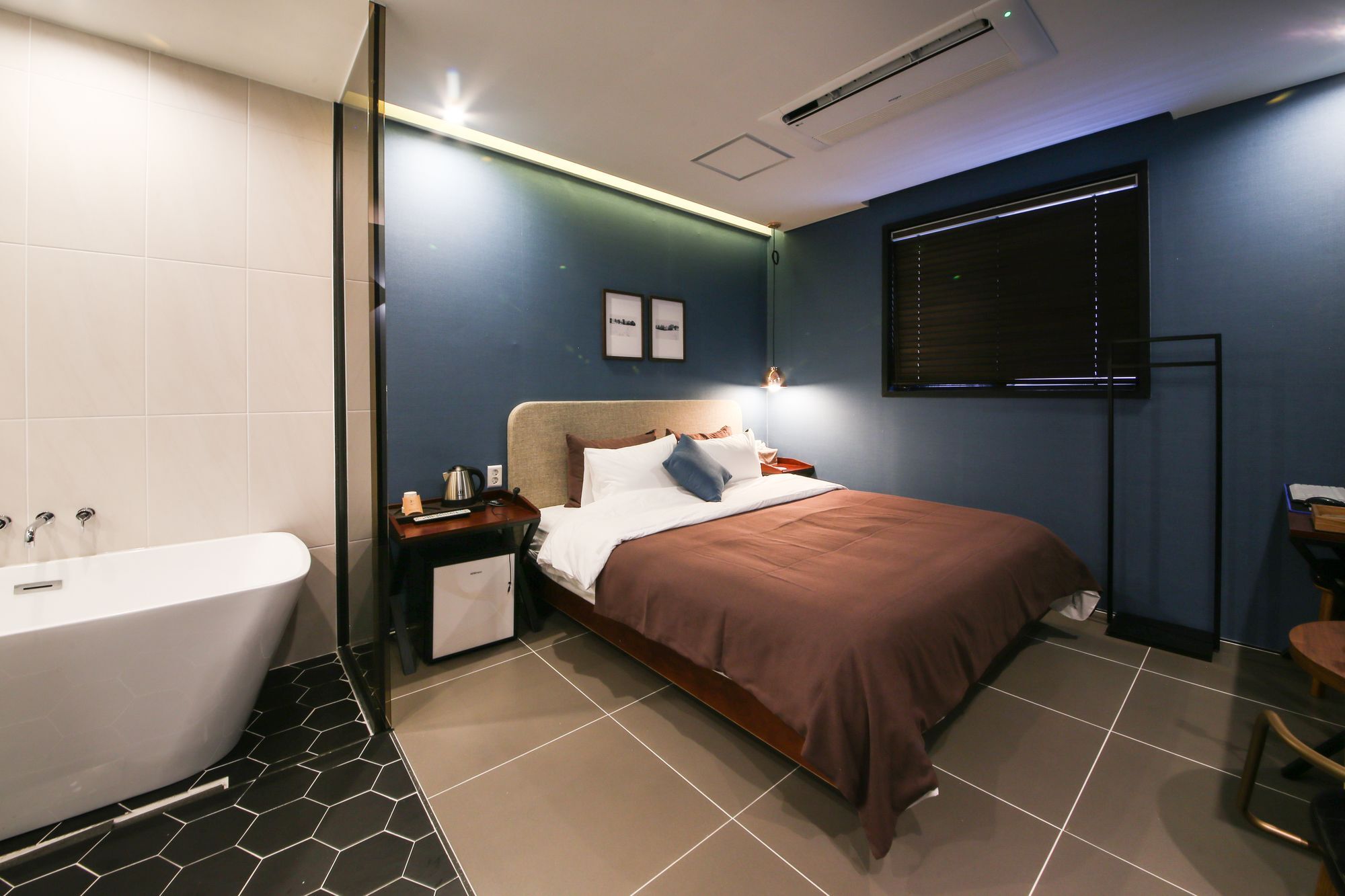 Brown Dot Hotel Yangjeong Busan Esterno foto