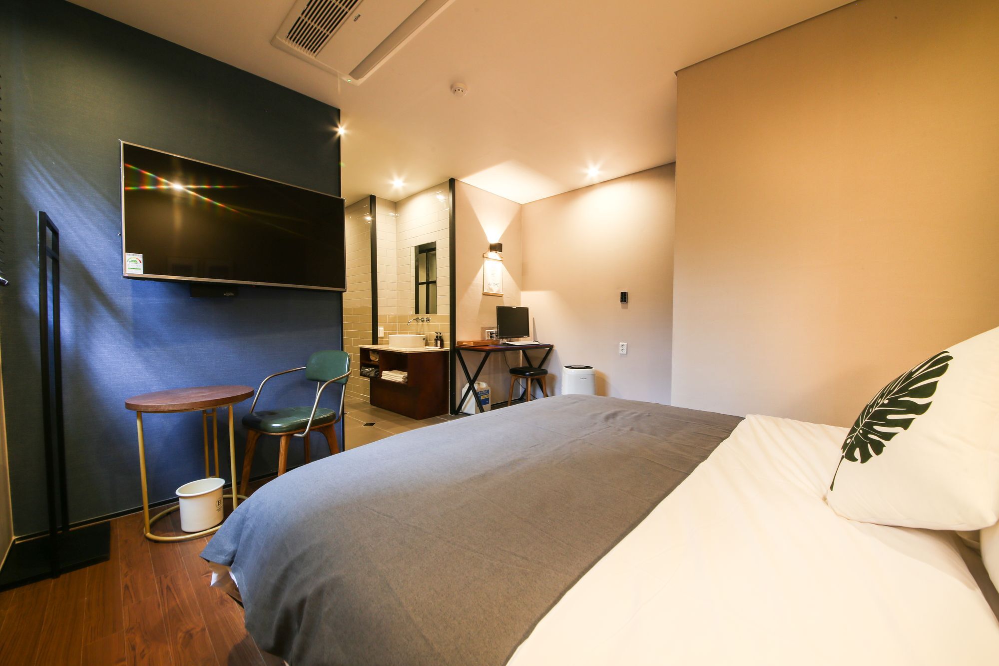 Brown Dot Hotel Yangjeong Busan Esterno foto