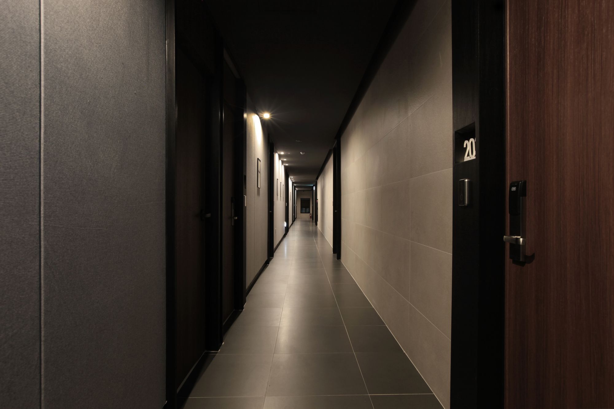 Brown Dot Hotel Yangjeong Busan Esterno foto